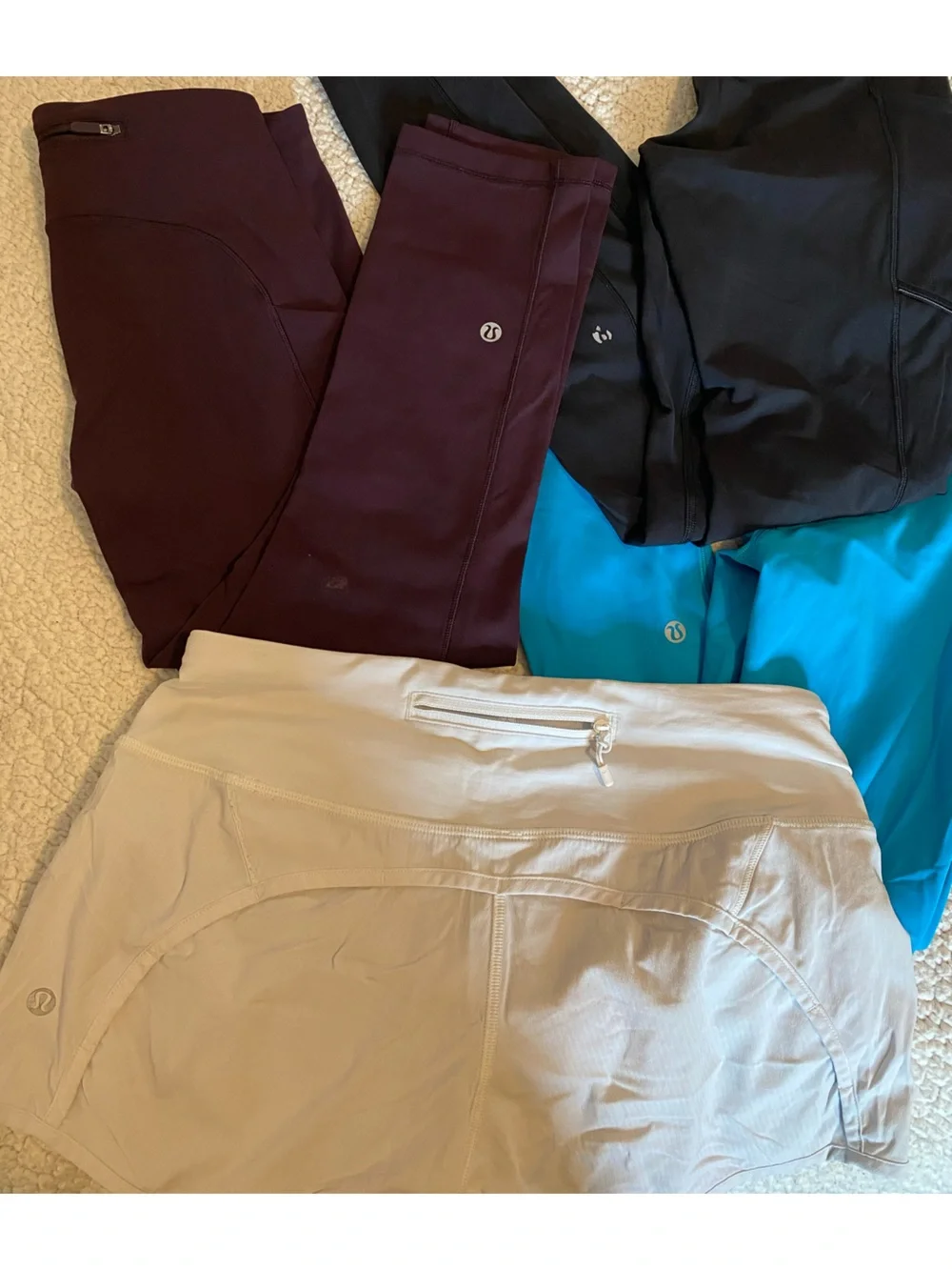 Women’s Lululemon leggings and shorts